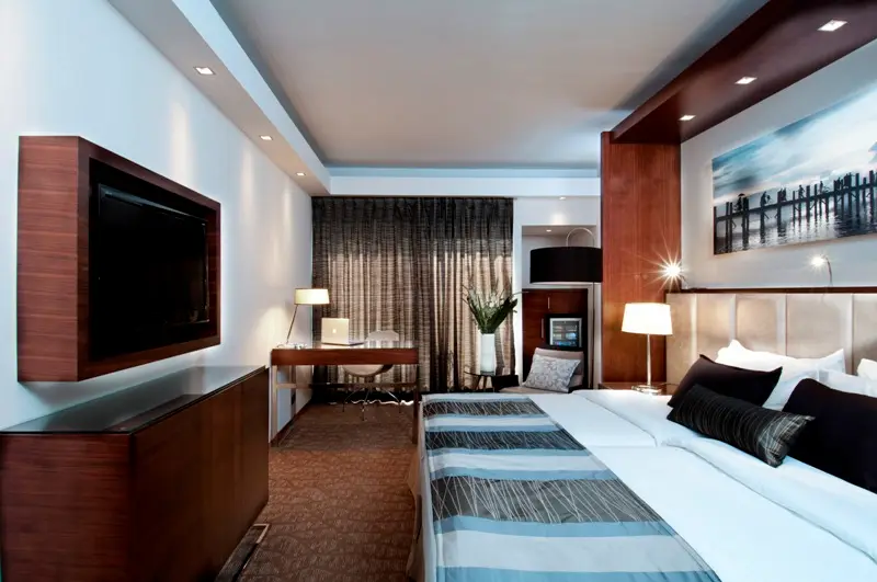 Carlton Tel Aviv, Superior city view room