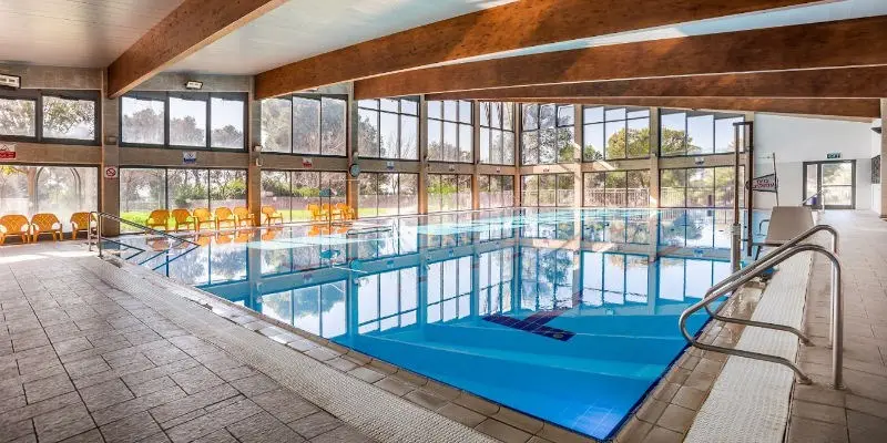 Lavi Hotel